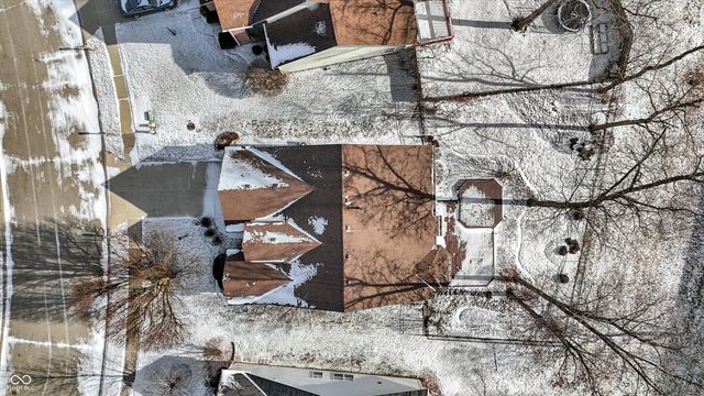 5873 Lost Oaks Drive, Carmel, IN 46033