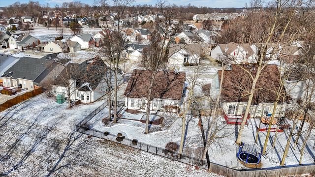 5873 Lost Oaks Drive, Carmel, IN 46033