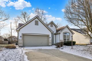 5873 Lost Oaks Drive, Carmel, IN 46033