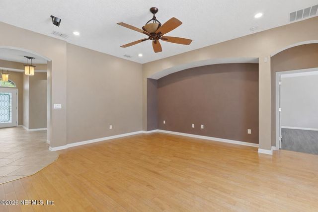 2913 THORNCREST Drive, Orange Park, FL 32065