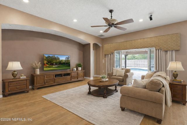 2913 THORNCREST Drive, Orange Park, FL 32065