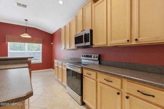 2913 THORNCREST Drive, Orange Park, FL 32065