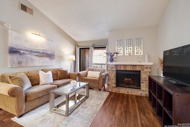 13018 Heimer Rd Apt 421, San Antonio, TX 78216