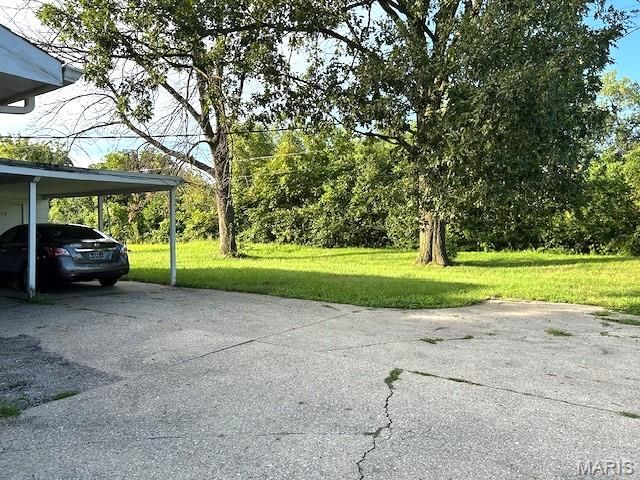 208 Gettysburg Road, Belleville, IL 62226