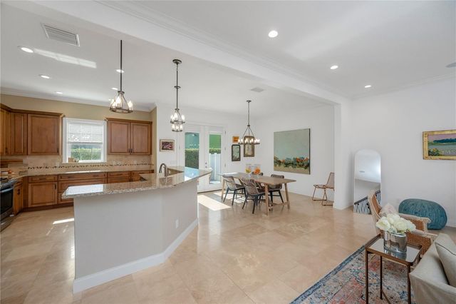 3222 W EMPEDRADO STREET, Tampa, FL 33629