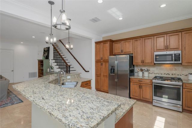 3222 W EMPEDRADO STREET, Tampa, FL 33629