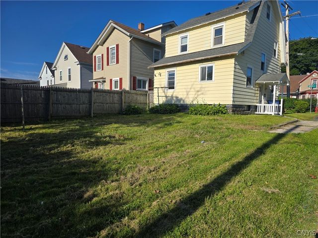 176 Mayar Street, Syracuse, NY 13208