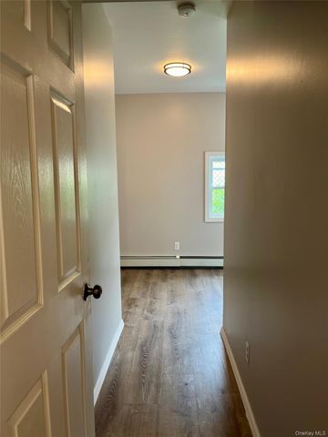 6 E 2nd Street 1st Floor, Huntington Station, NY 11746