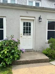 6 E 2nd Street 1st Floor, Huntington Station, NY 11746