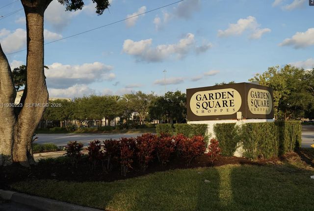 2427 24th Lane, Palm Beach Gardens, FL 33418