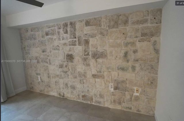 2427 24th Lane, Palm Beach Gardens, FL 33418