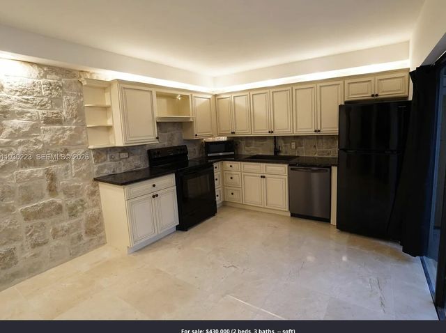 2427 24th Lane, Palm Beach Gardens, FL 33418