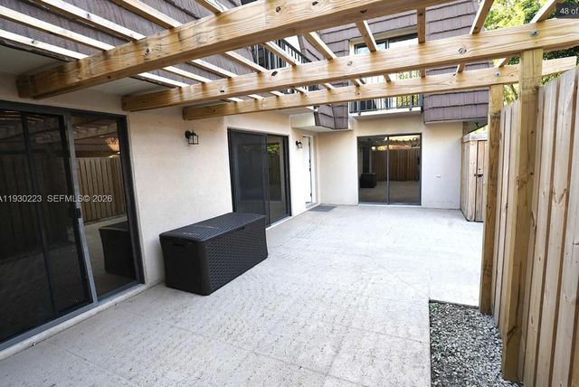 2427 24th Lane, Palm Beach Gardens, FL 33418