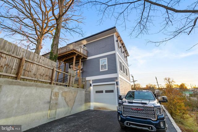 6218 SUITLAND RD, Suitland, MD 20746