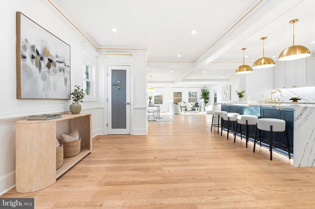 6218 SUITLAND RD, Suitland, MD 20746