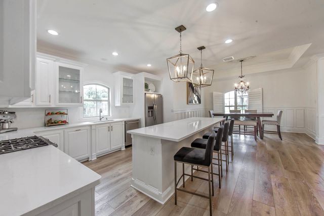 238 Hermitage Loop, Houma, LA 70360