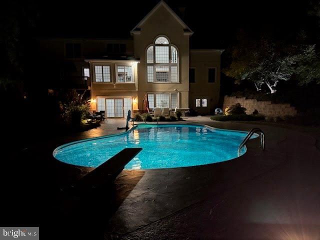 1332 STONEHENGE DR, York, PA 17404