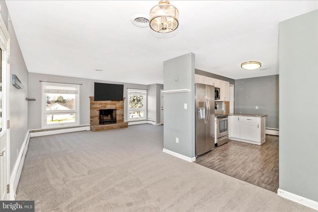 27 LEHIGH AVE, Hagerstown, MD 21742