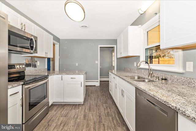 27 LEHIGH AVE, Hagerstown, MD 21742