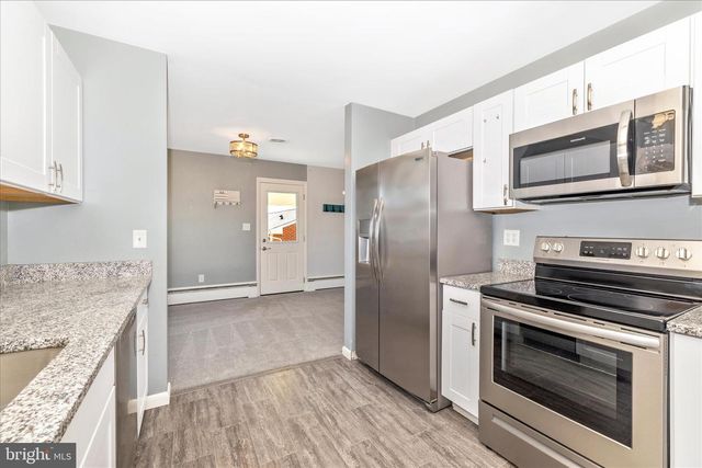 27 LEHIGH AVE, Hagerstown, MD 21742