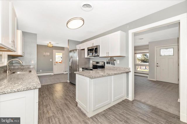 27 LEHIGH AVE, Hagerstown, MD 21742