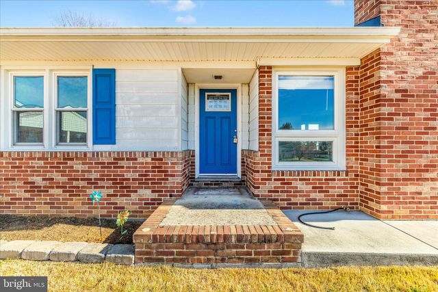 27 LEHIGH AVE, Hagerstown, MD 21742