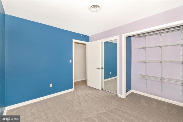 27 LEHIGH AVE, Hagerstown, MD 21742