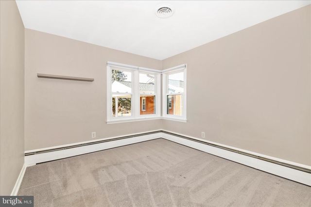 27 LEHIGH AVE, Hagerstown, MD 21742