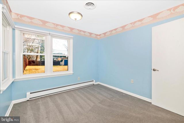 27 LEHIGH AVE, Hagerstown, MD 21742