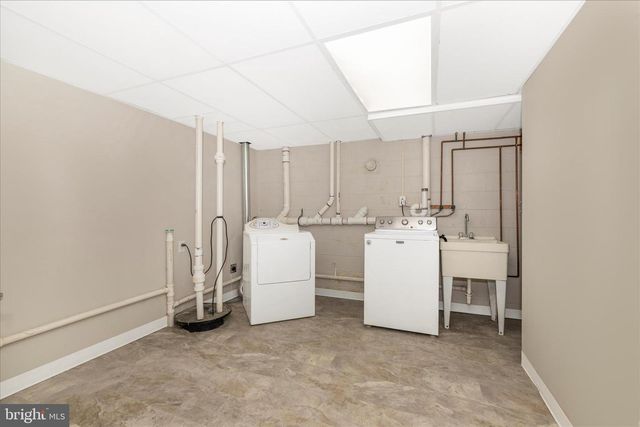 27 LEHIGH AVE, Hagerstown, MD 21742