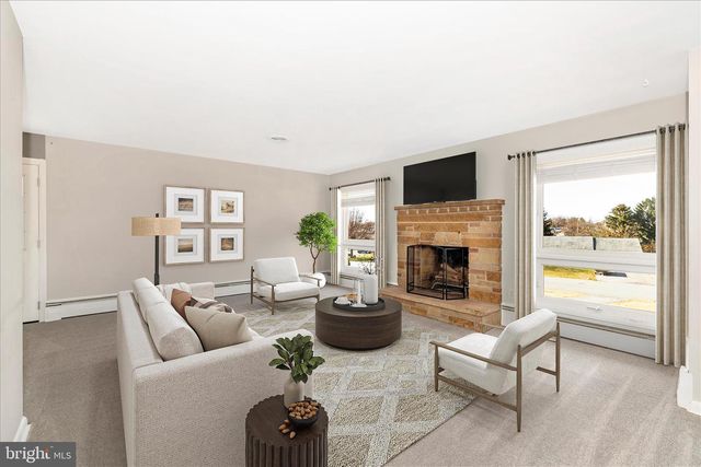 27 LEHIGH AVE, Hagerstown, MD 21742