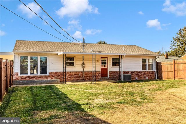 27 LEHIGH AVE, Hagerstown, MD 21742