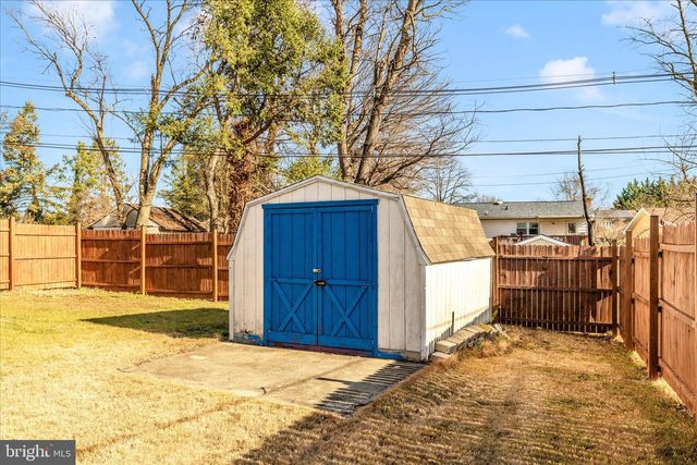 27 LEHIGH AVE, Hagerstown, MD 21742