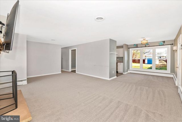 27 LEHIGH AVE, Hagerstown, MD 21742