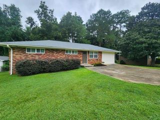 1181 STARLINE SE Drive, Smyrna, GA 30080