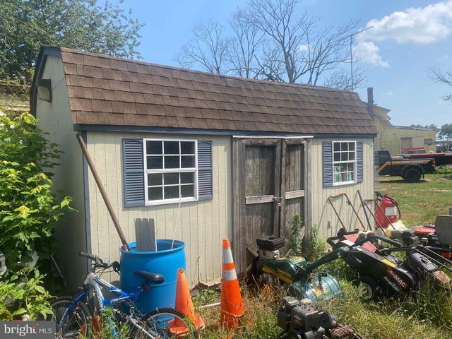 20484 S DUPONT HWY, Harrington, DE 19952