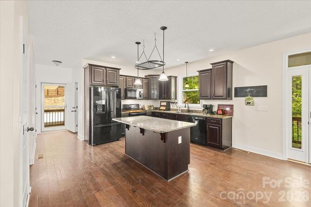 65 Leisure Lane, Swannanoa, NC 28778