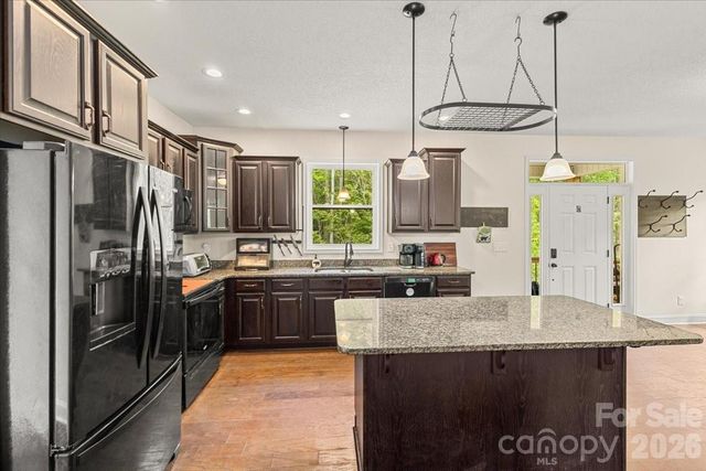 65 Leisure Lane, Swannanoa, NC 28778