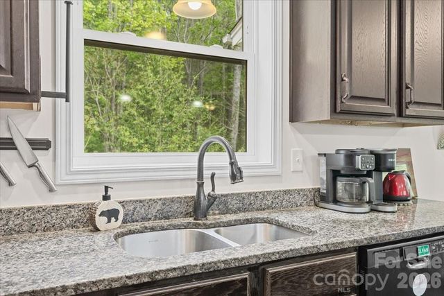 65 Leisure Lane, Swannanoa, NC 28778