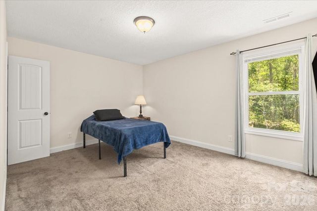 65 Leisure Lane, Swannanoa, NC 28778