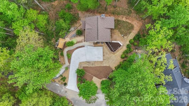 65 Leisure Lane, Swannanoa, NC 28778