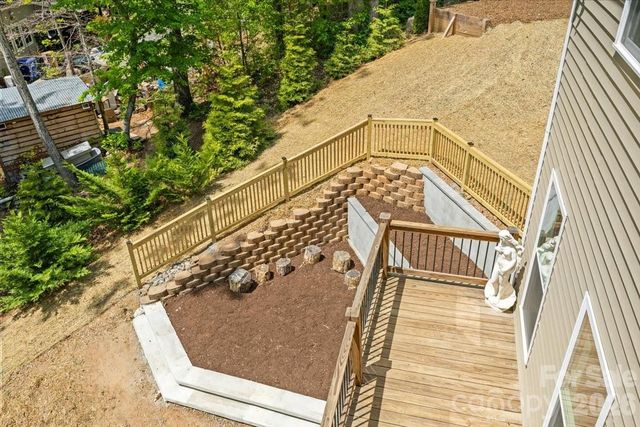 65 Leisure Lane, Swannanoa, NC 28778
