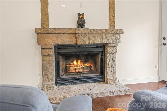 65 Leisure Lane, Swannanoa, NC 28778