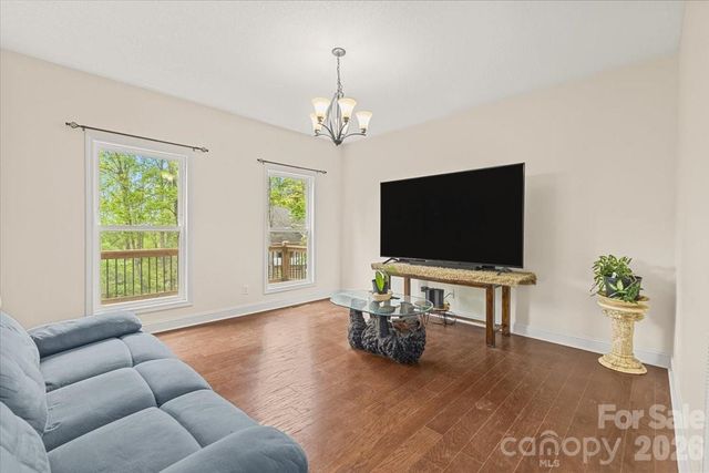 65 Leisure Lane, Swannanoa, NC 28778