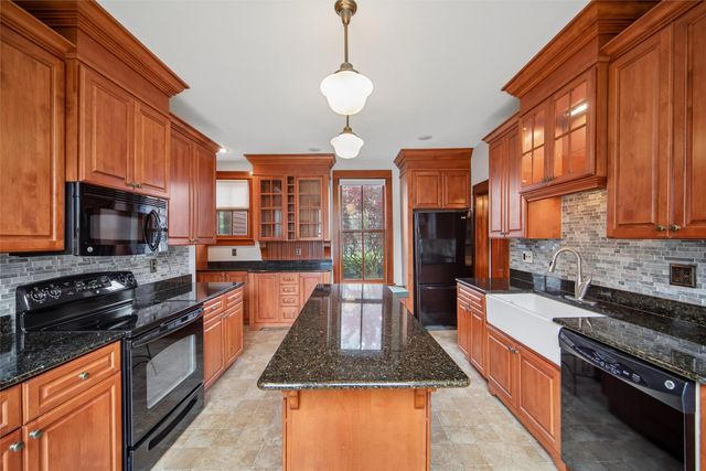 821 16th Street, Des Moines, IA 50314