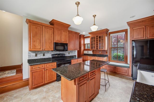 821 16th Street, Des Moines, IA 50314