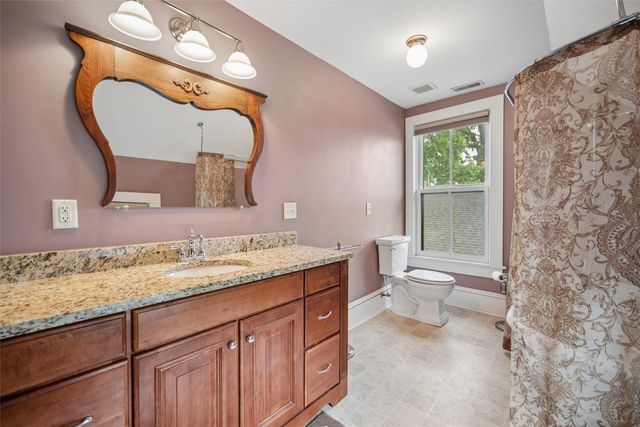 821 16th Street, Des Moines, IA 50314