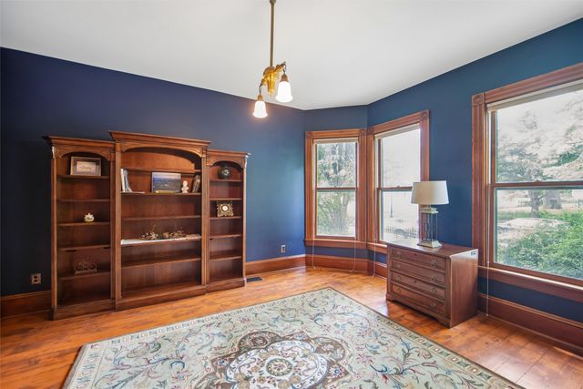 821 16th Street, Des Moines, IA 50314