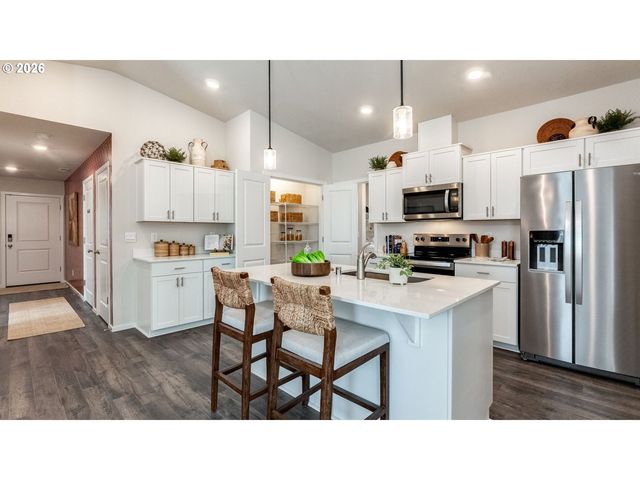 112 Ne 21ST Way, Battle Ground, WA 98604