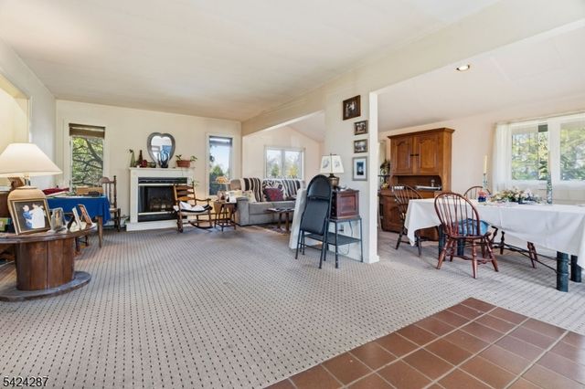 102 S Franklin St, Lambertville City, NJ 08530